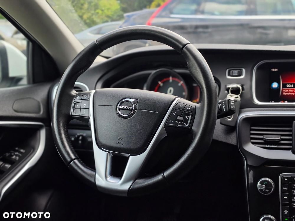 Volvo V40 - 36
