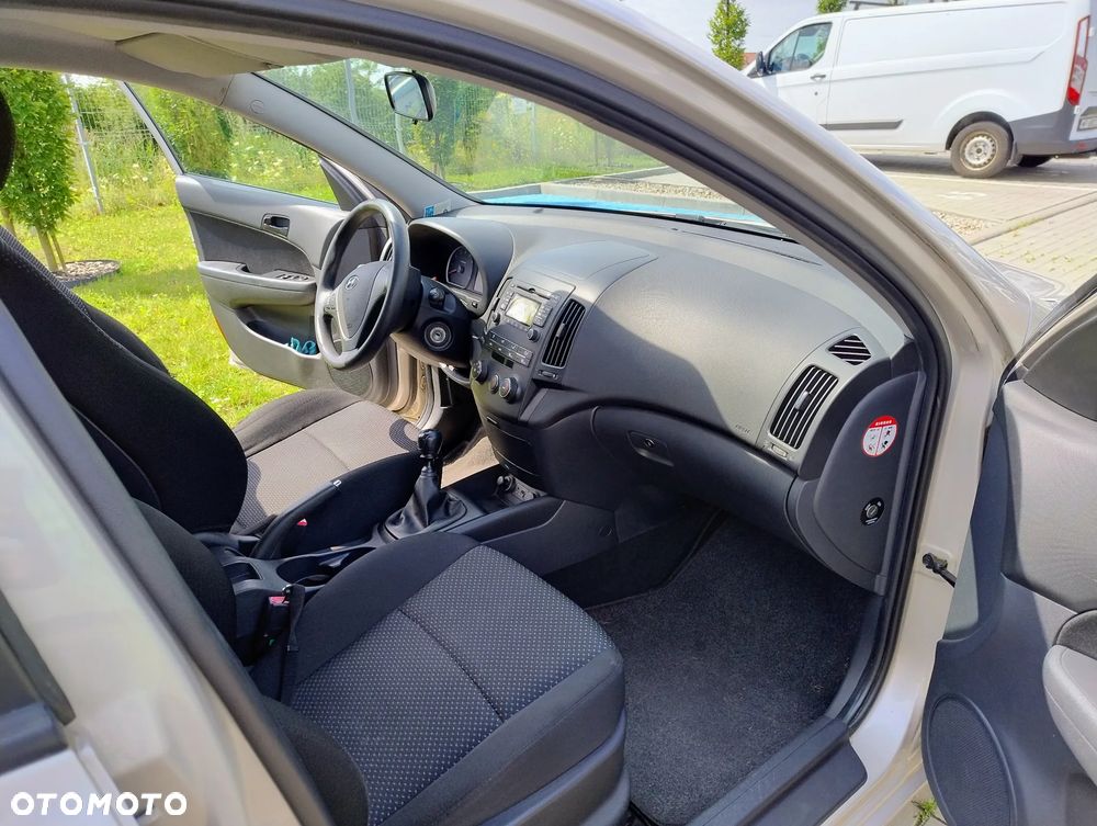 Hyundai i30 1.4 Classic - 12
