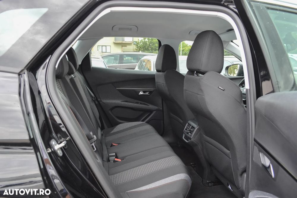 Peugeot 3008 BlueHDi 130 Stop & Start EAT8 Active - 25