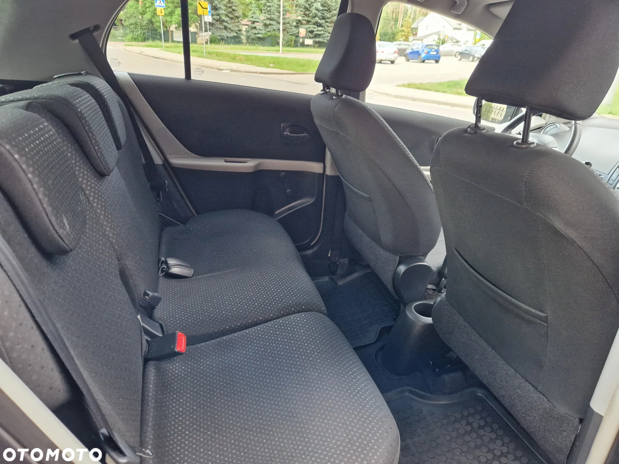 Toyota Yaris 1.33 Sol - 28