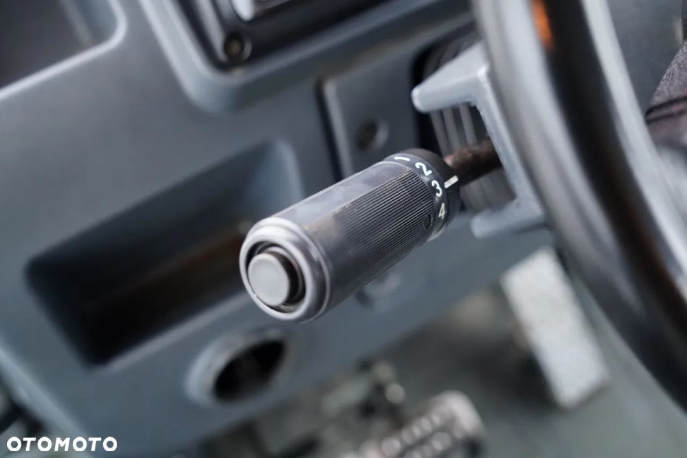 Terex TLB 990 /  KOPARKO-ŁADOWARKA / KOMPLET ŁYŻEK /  3 300  MTH / - 30