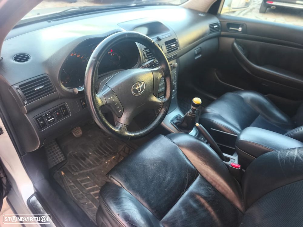 Toyota Avensis SW 2.2 D-4D Sol High P. - 24