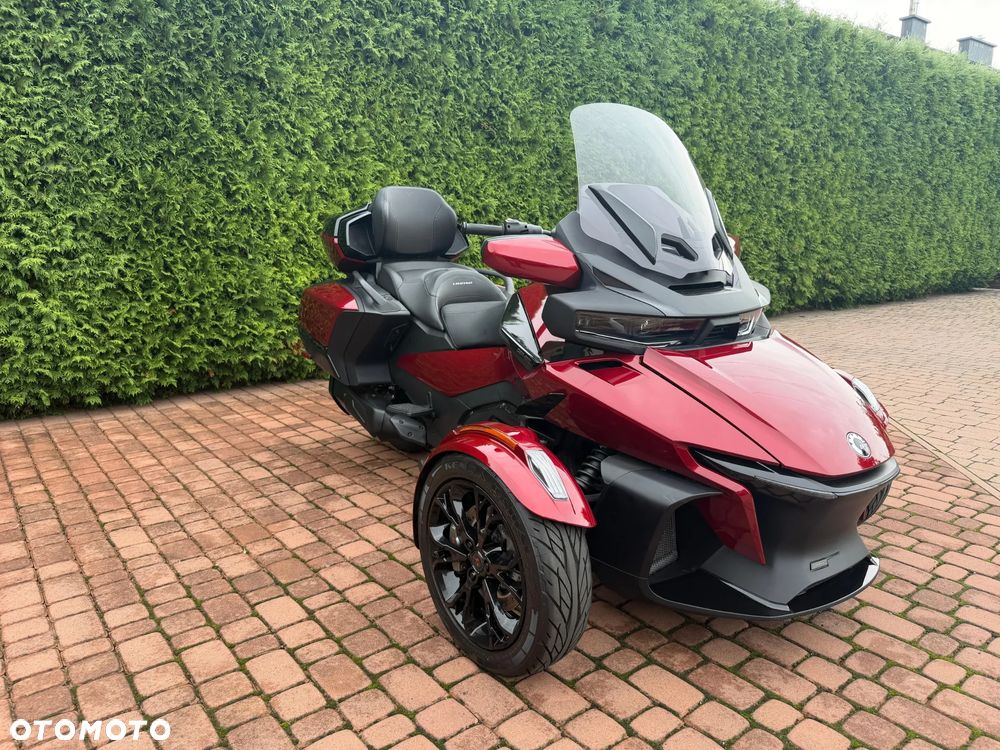 Can-Am Spyder - 4