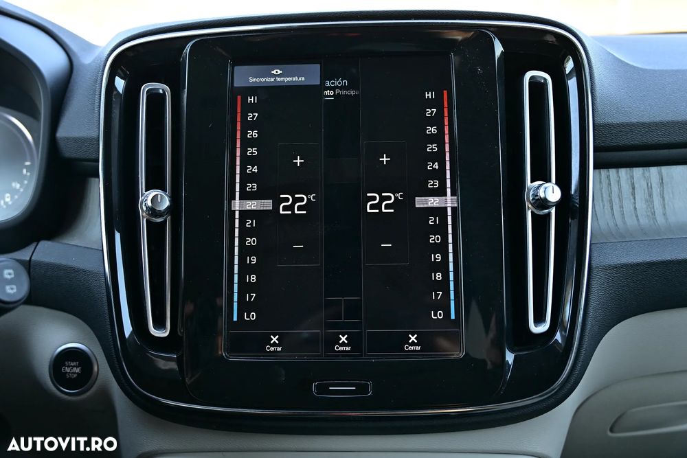 Volvo XC 40 Recharge T5 Twin Engine AT7 Inscription Expression - 32