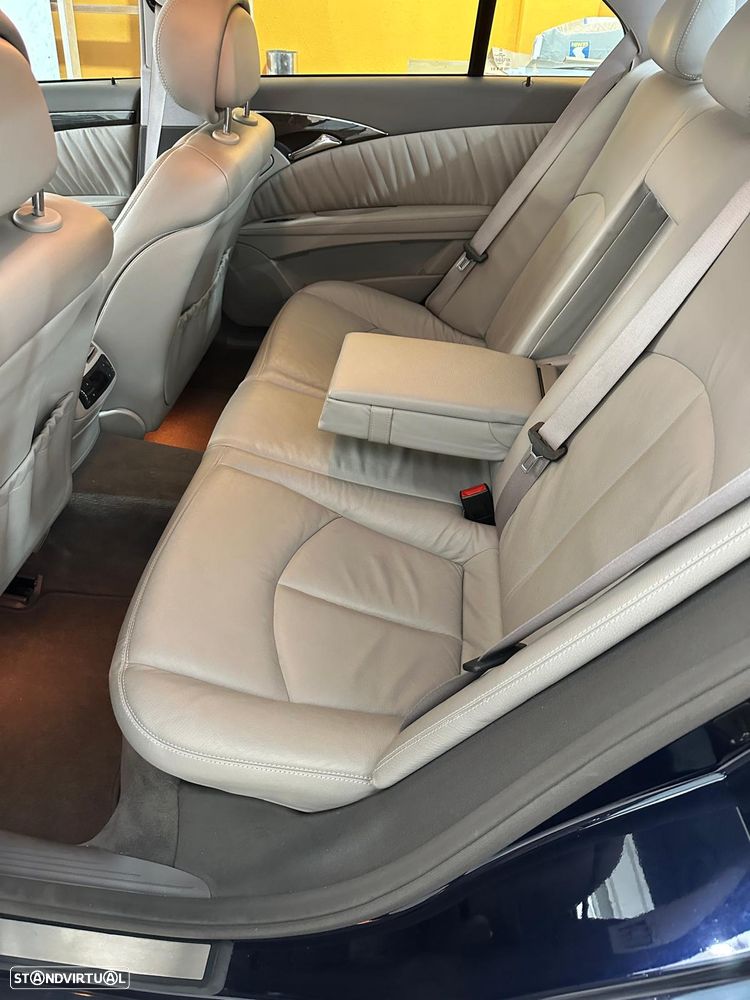 Mercedes-Benz E 320 CDI Avantgarde - 12
