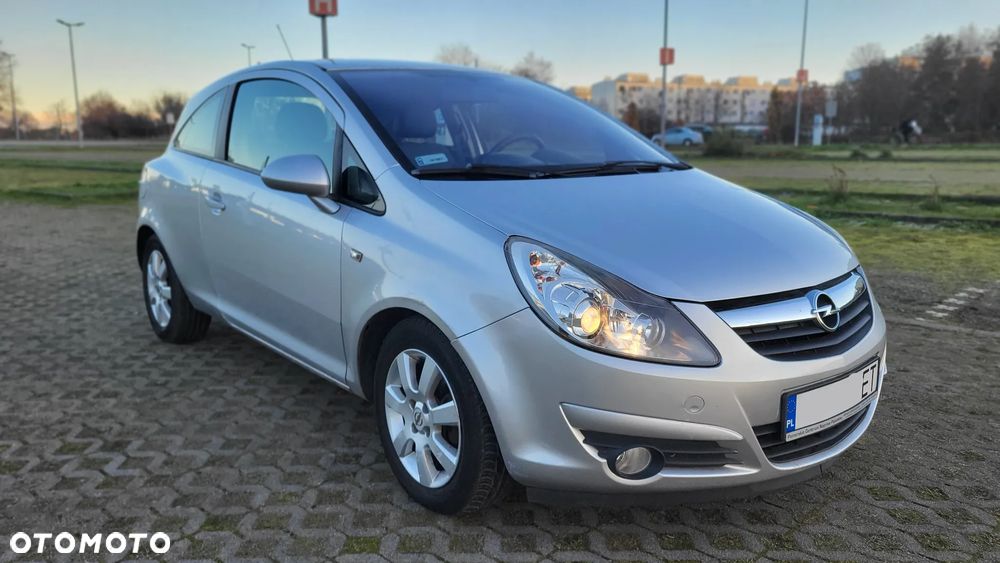 Opel Corsa 1.4 16V Enjoy - 9
