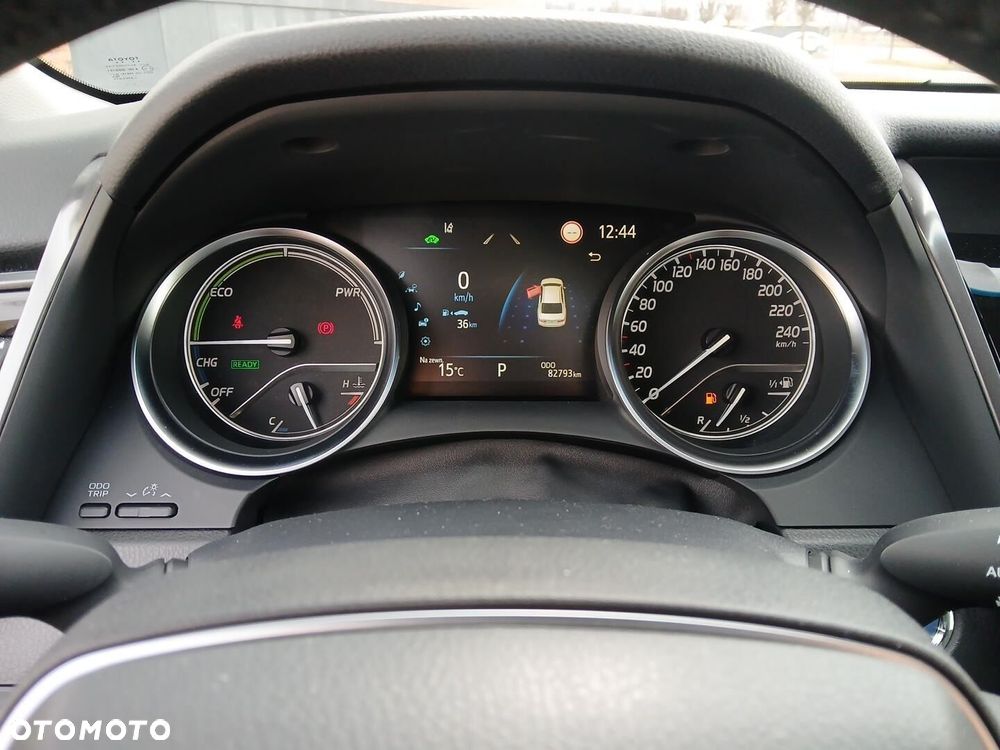 Toyota Camry 2.5 Hybrid Comfort CVT - 28