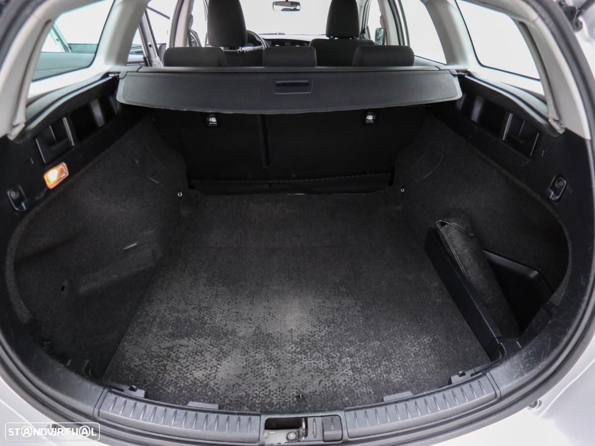 Toyota Auris Touring Sports 1.4 D-4D Active - 12