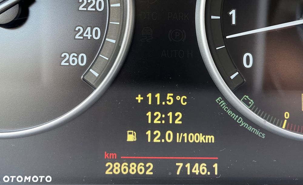 BMW Seria 5 535i - 33