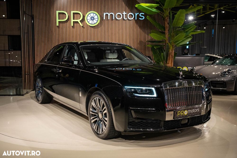 Rolls-Royce Ghost - 2