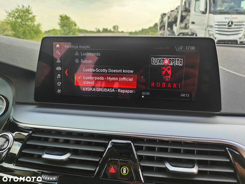 BMW Seria 5 520d - 25