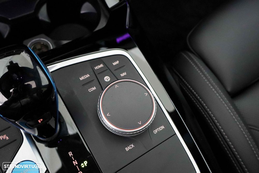 BMW iX3 M Sport Inspiring - 48