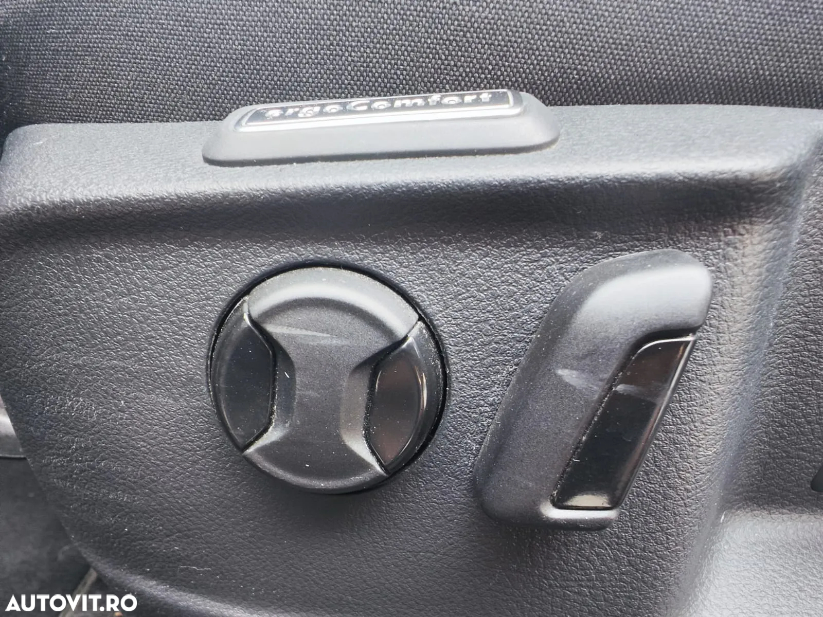 Volkswagen Passat - 30