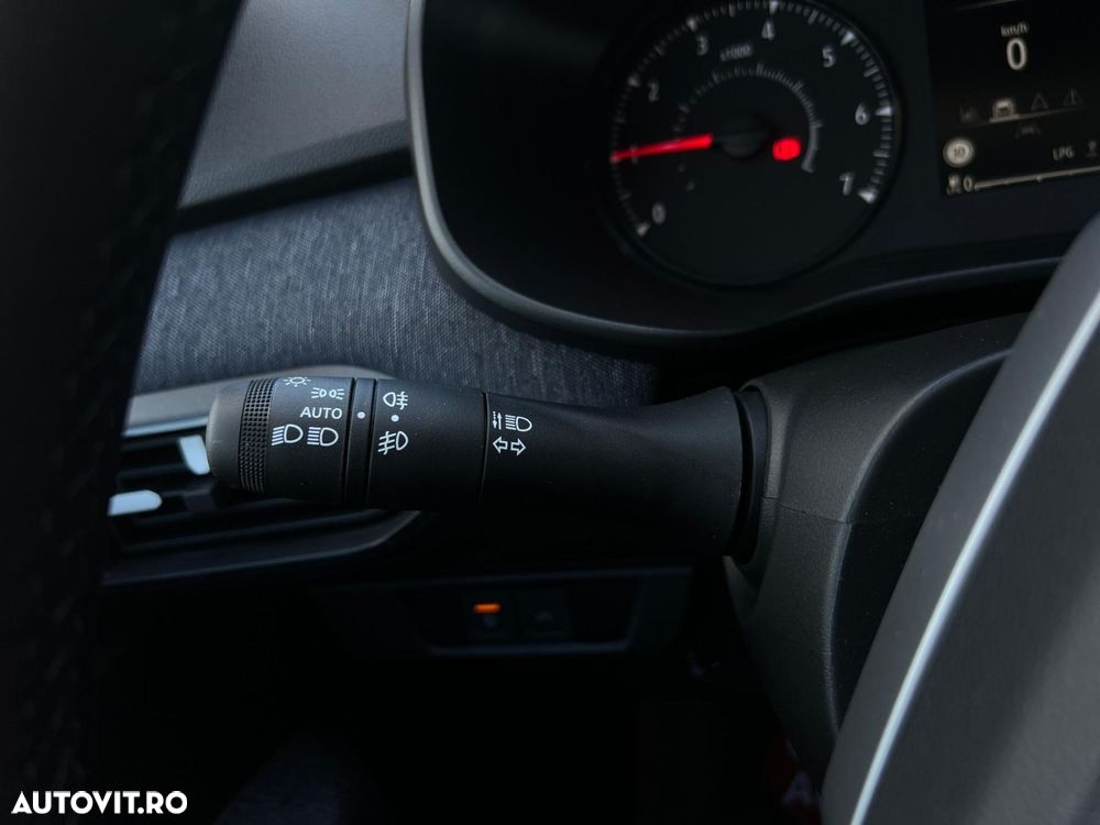 Dacia Logan - 28