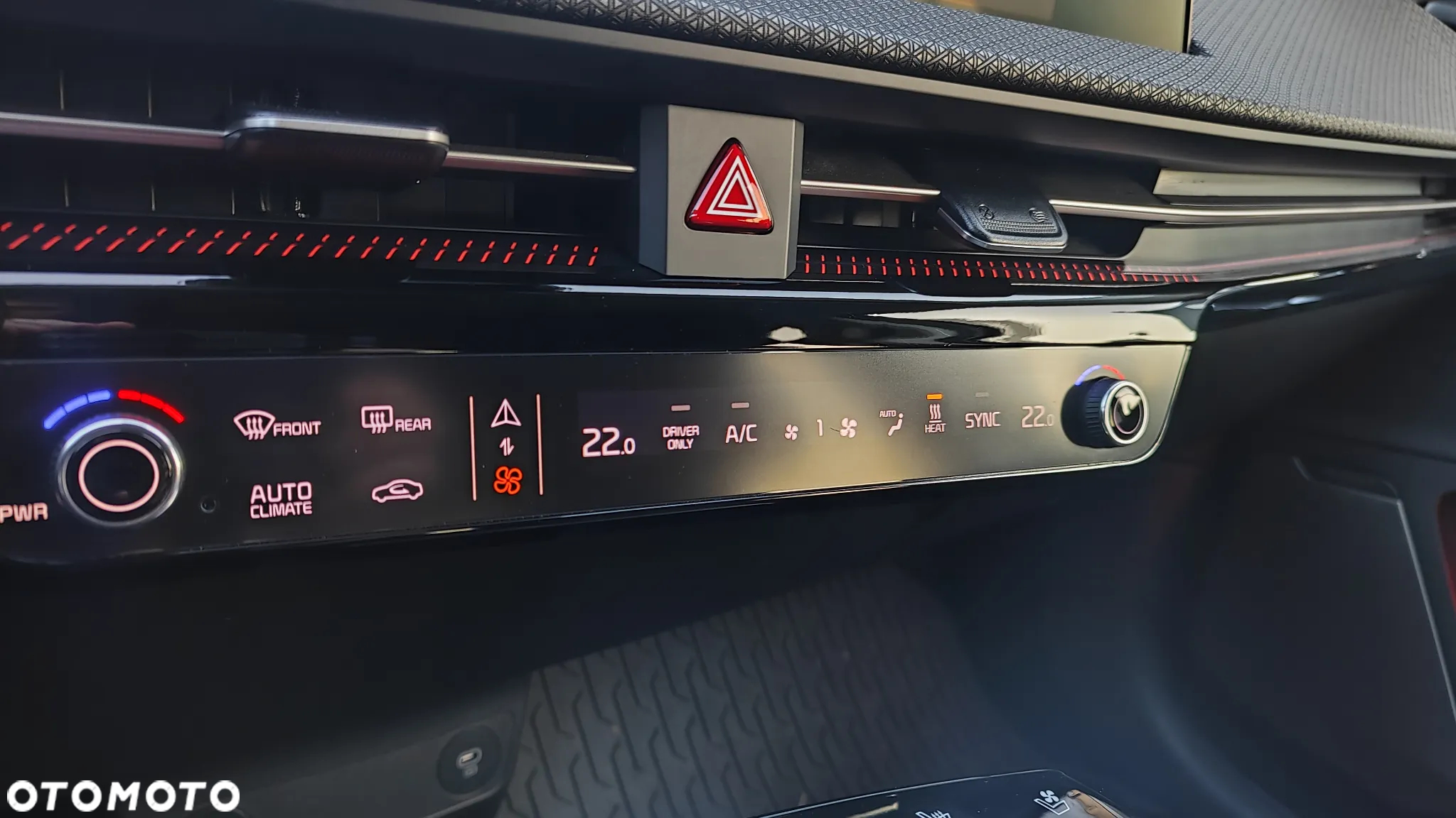 Kia EV6 77.4kWh Plus AWD - 21