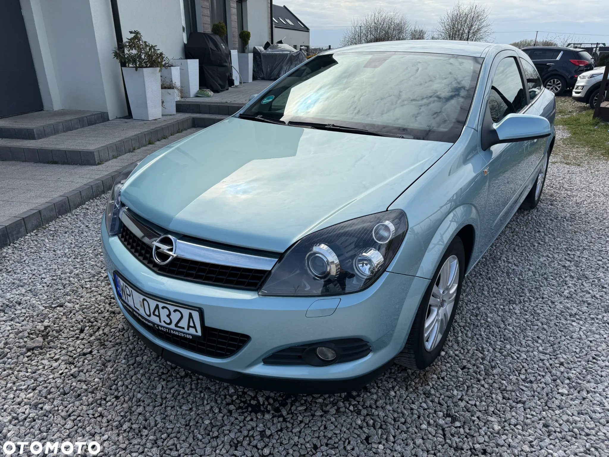 Opel Astra III GTC 1.6 Cosmo - 6