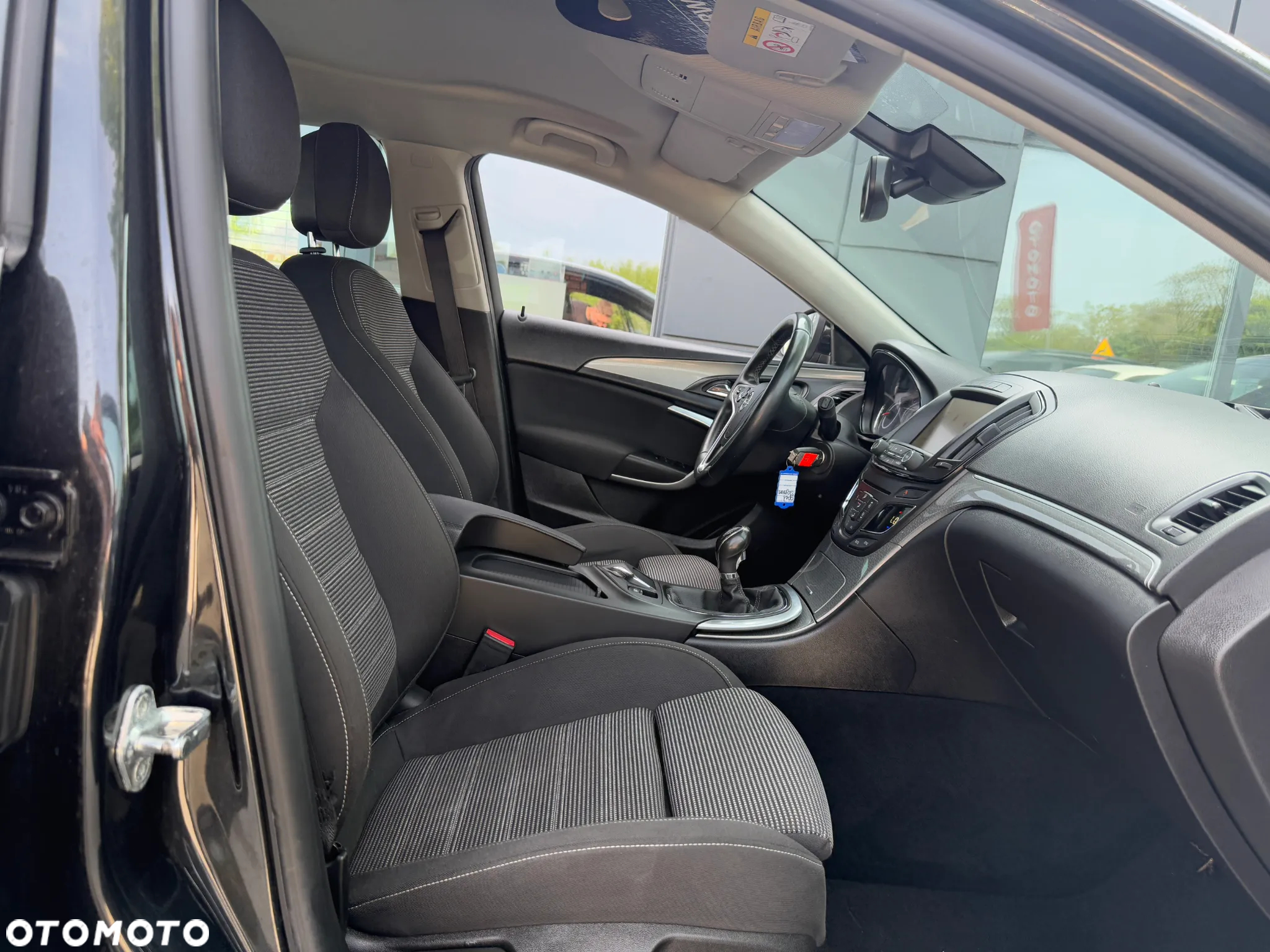 Opel Insignia 1.4 T Cosmo S&S - 23