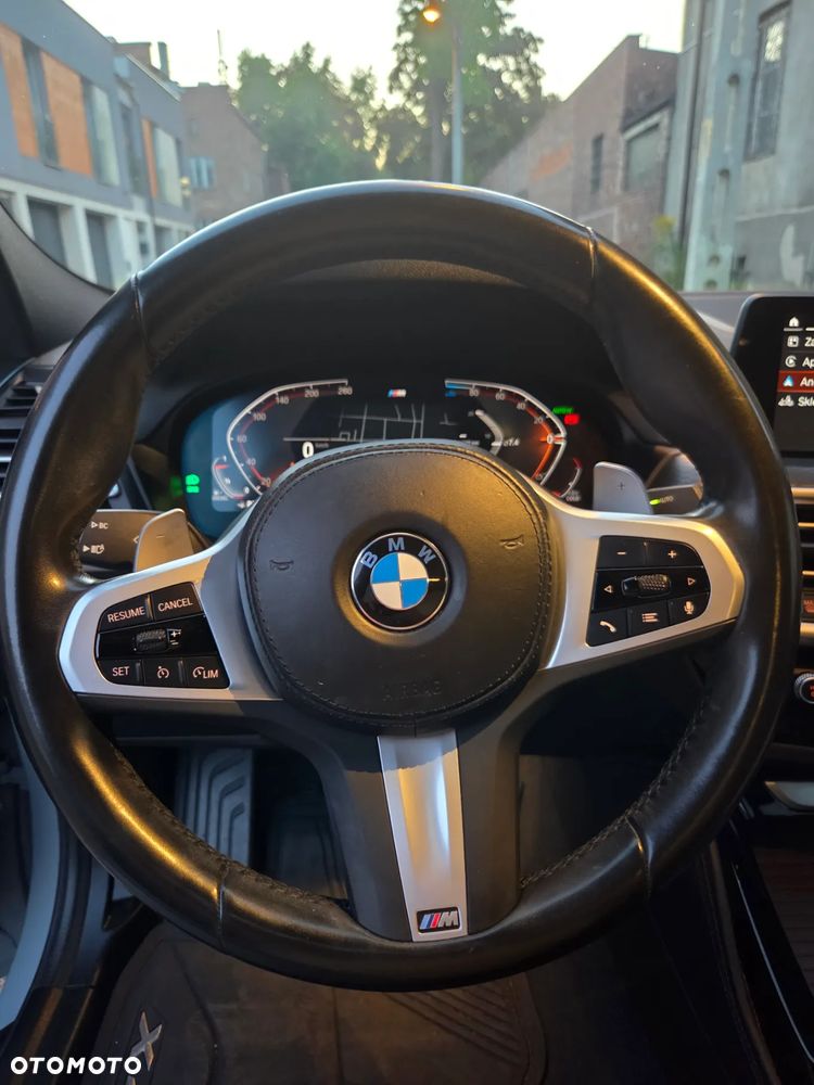 BMW X4 - 11