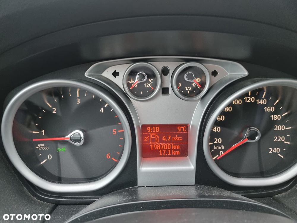 Ford Focus 1.6 TDCi Titanium - 11