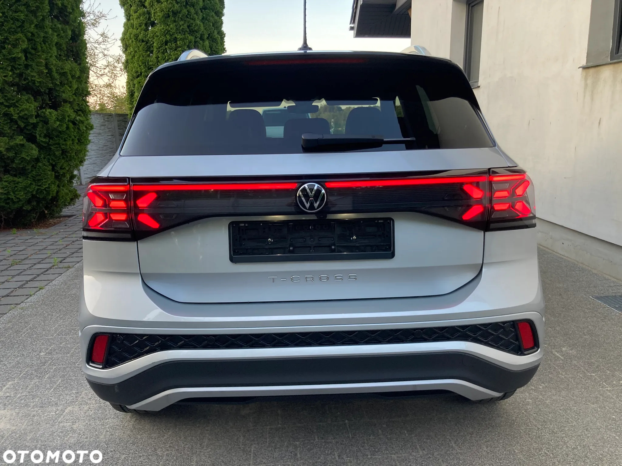 Volkswagen T-Cross 1.5 TSI ACT OPF DSG R-Line - 11
