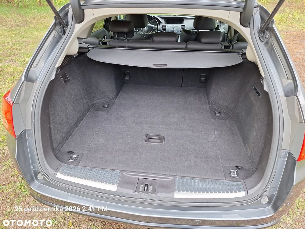 Honda Accord 2.0 Executive - 17