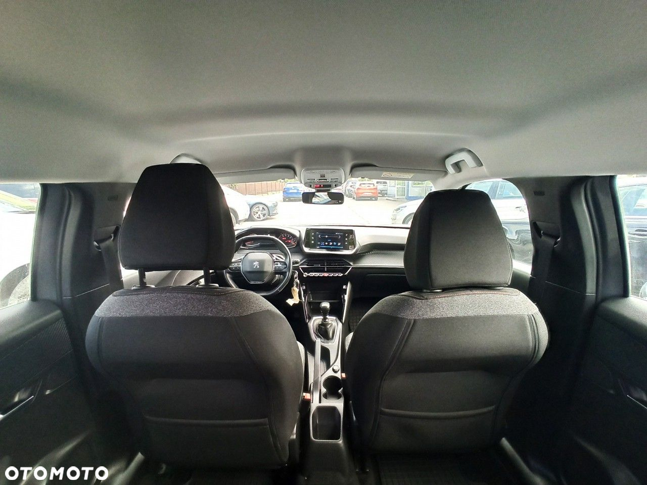 Peugeot 2008 - 10