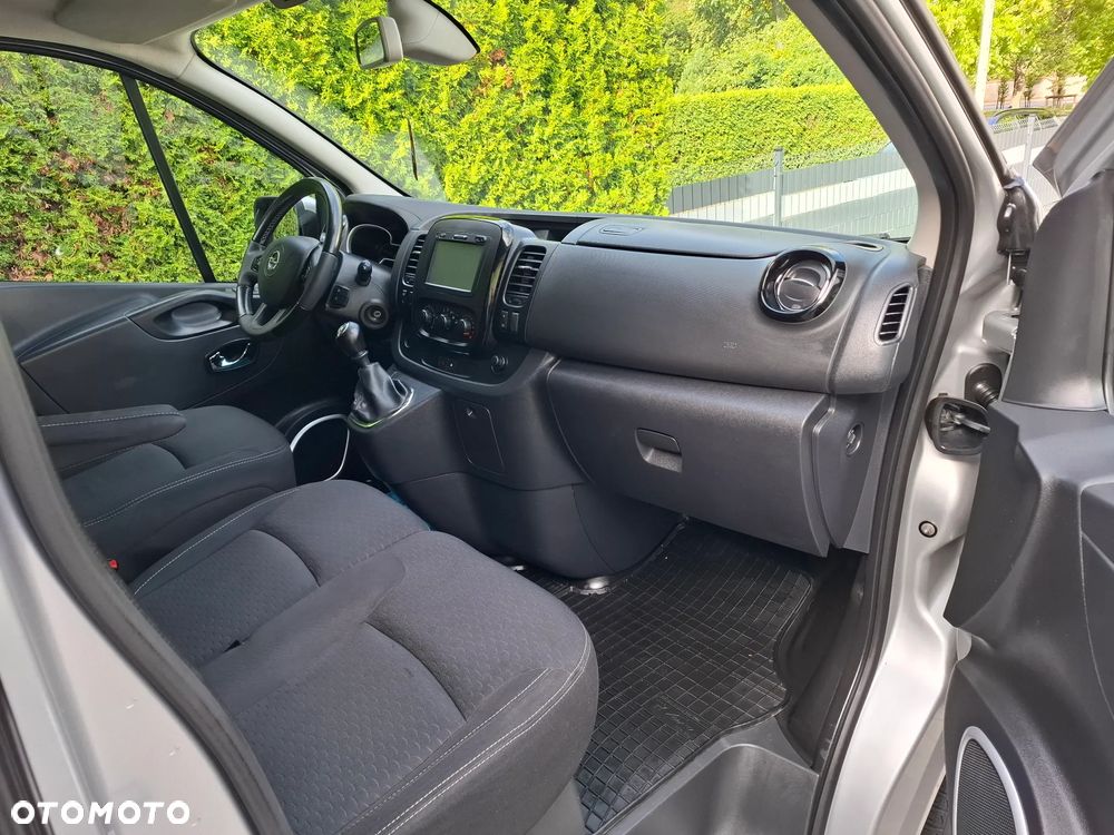 Opel Vivaro - 9