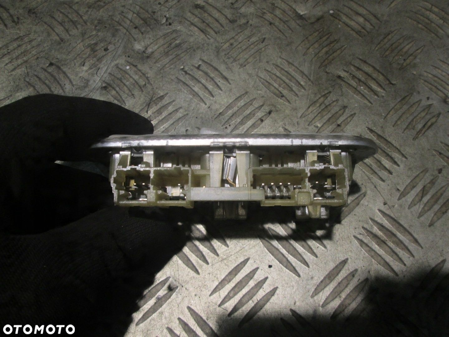 LAMPKA PODSUFITKI KABINY OŚWIETLENIE CITROEN C4 GRAND PICASSO 06- - 3