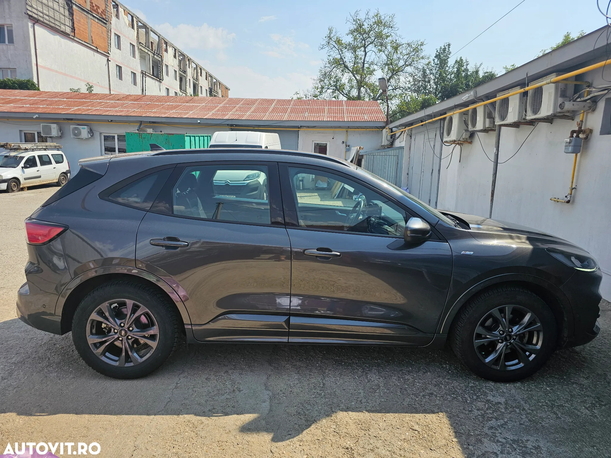Ford Kuga 2.0 EcoBlue A8 AWD ST Line - 2