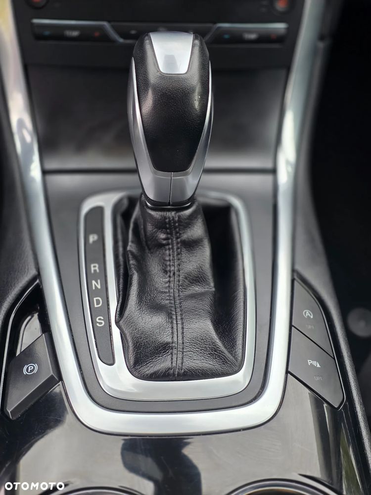 Ford S-Max 2.0 TDCi Titanium PowerShift - 10