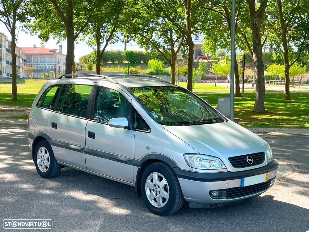 Opel Zafira 2.0 DTi Elegance - 1