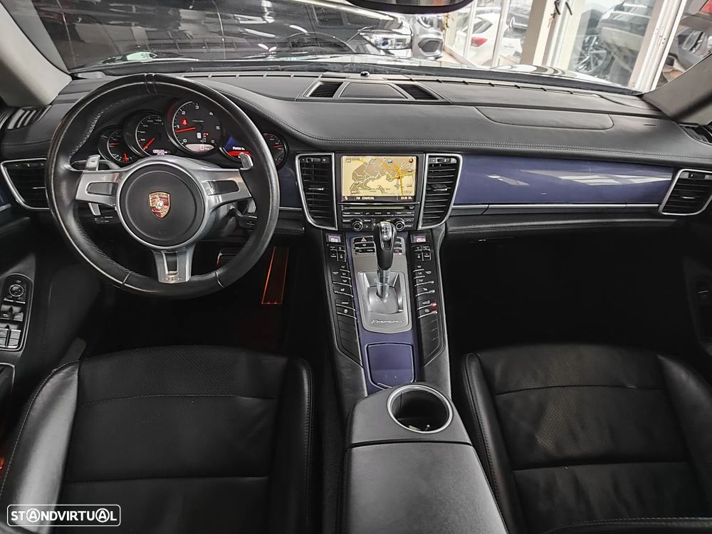 Porsche Panamera Platinum Edition - 37