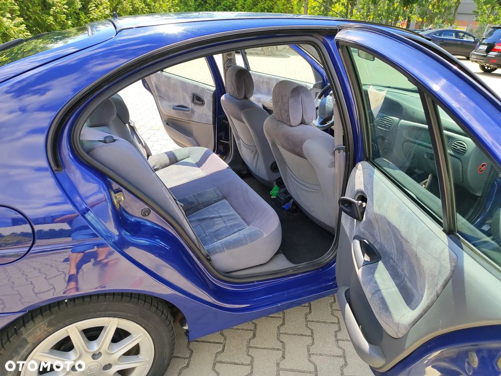Renault Megane 1.4 16V Expression - 13
