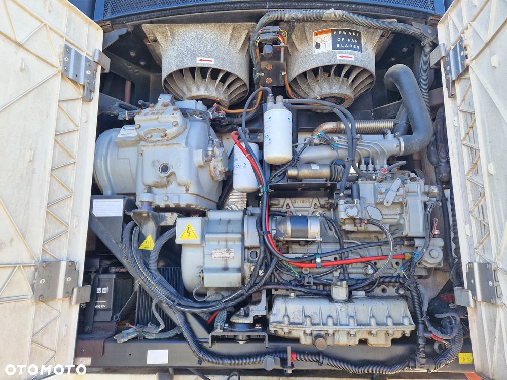 Schmitz Cargobull SKO 18 | CHŁODNIA 27 MPAL | CARRIER VECTOR 1800 | WINDA BAR 2 TONY - 12