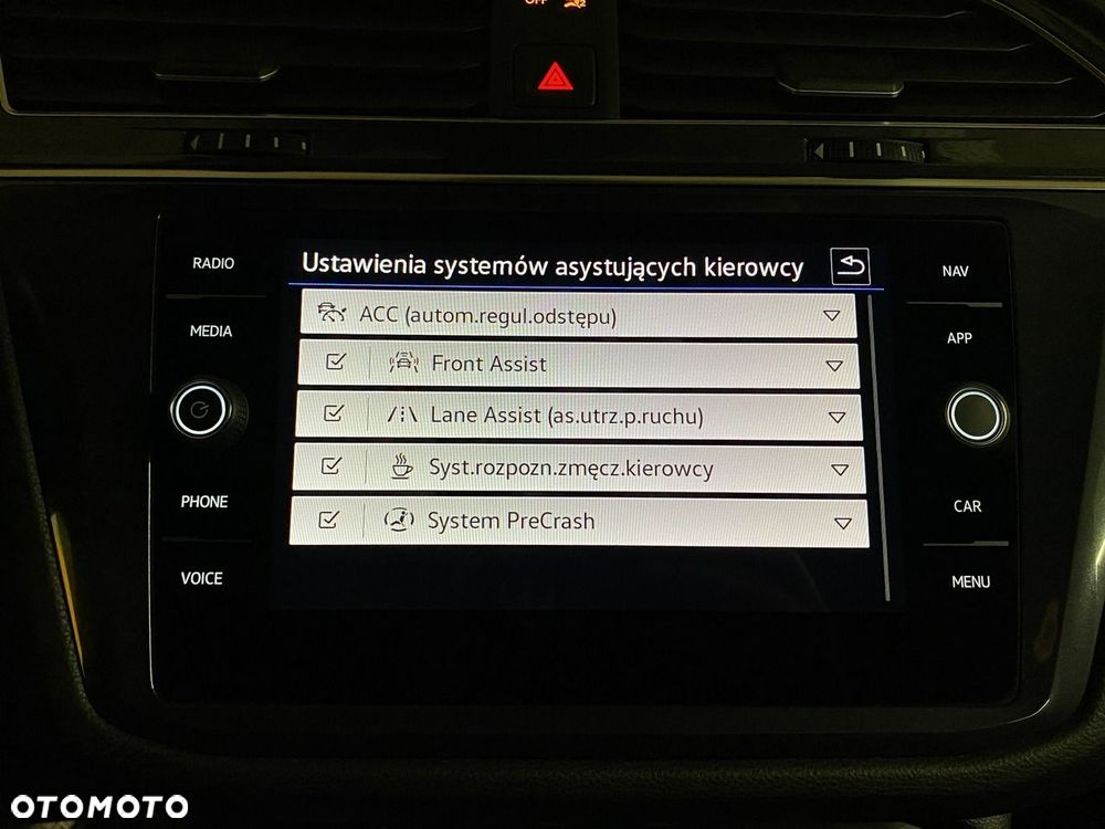 Volkswagen Tiguan 2.0 TSI 4Mot Elegance DSG - 30