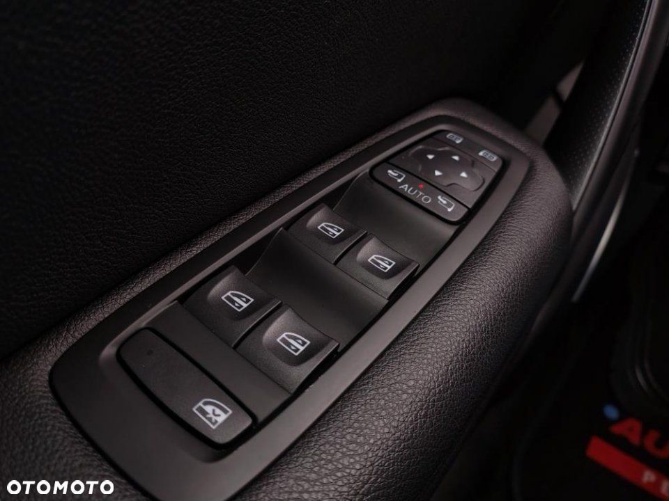 Renault Megane 1.3 TCe FAP R.S Line EDC - 28