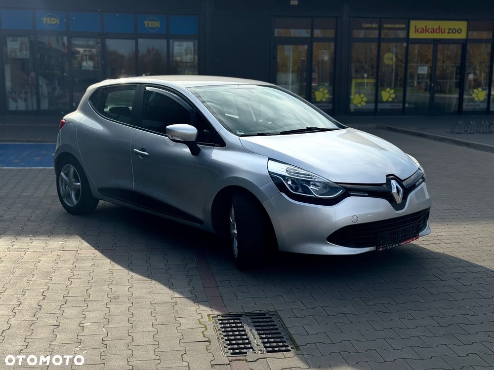 Renault Clio - 1