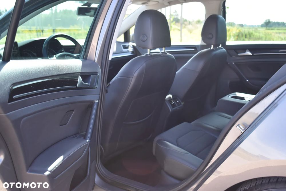 Volkswagen Golf 2.0 TDI BMT Highline DSG EU6 - 24
