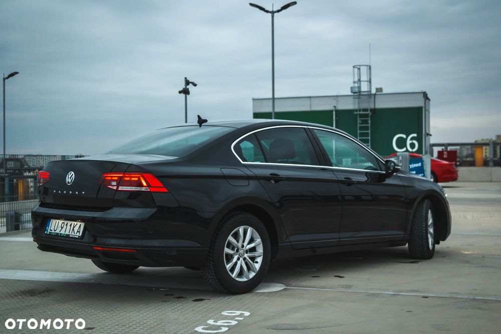 Volkswagen Passat 2.0 TDI EVO Business DSG - 16