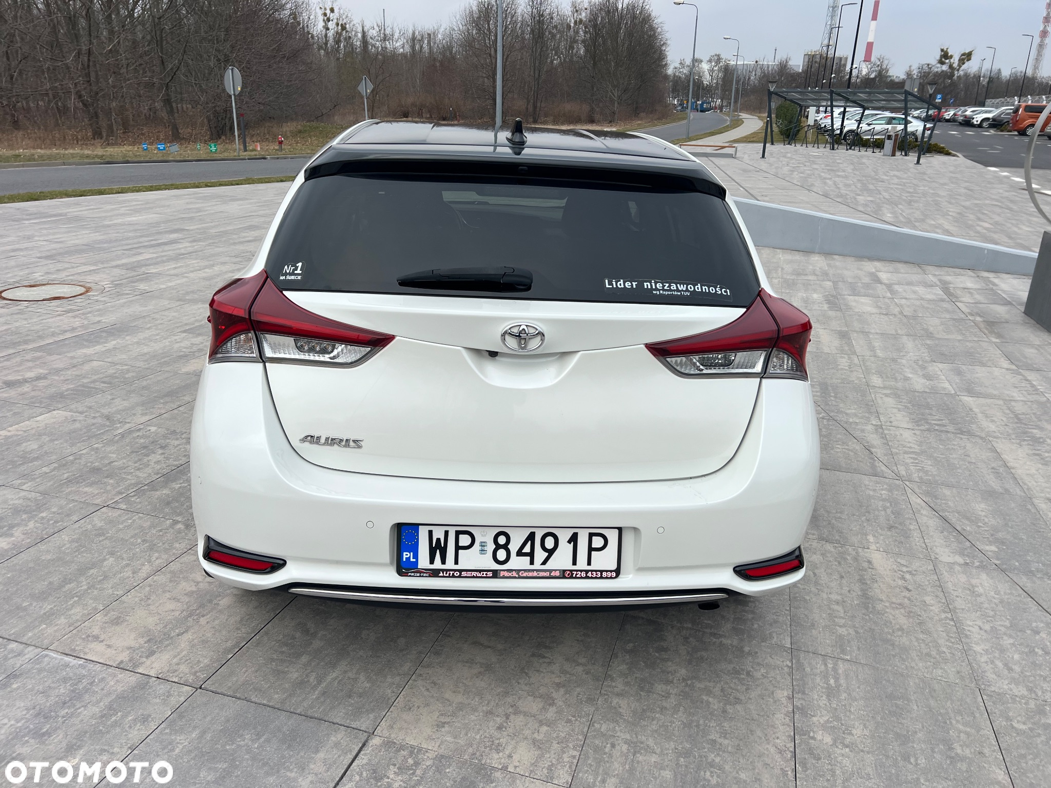 Toyota Auris 1.6 Selection - 7