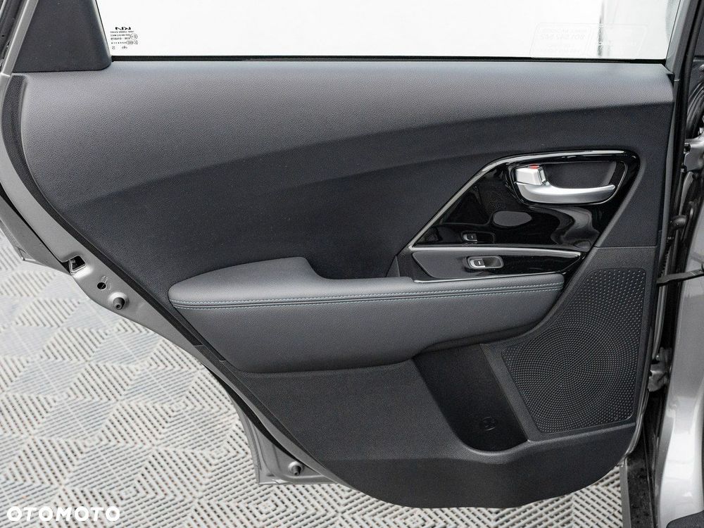 Kia Niro 64kWh L - 27