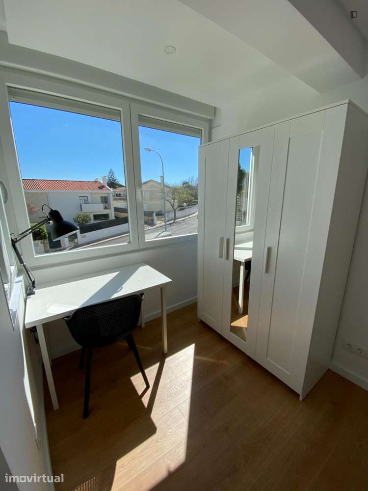 Quarto - localizado em Oeiras Lisbon - Grande imagem: 3/10