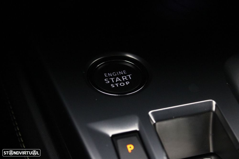 Peugeot 408 1.2 PureTech GT EAT8 - 28