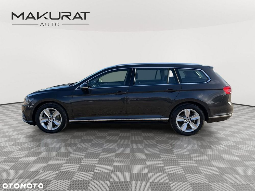 Volkswagen Passat - 9