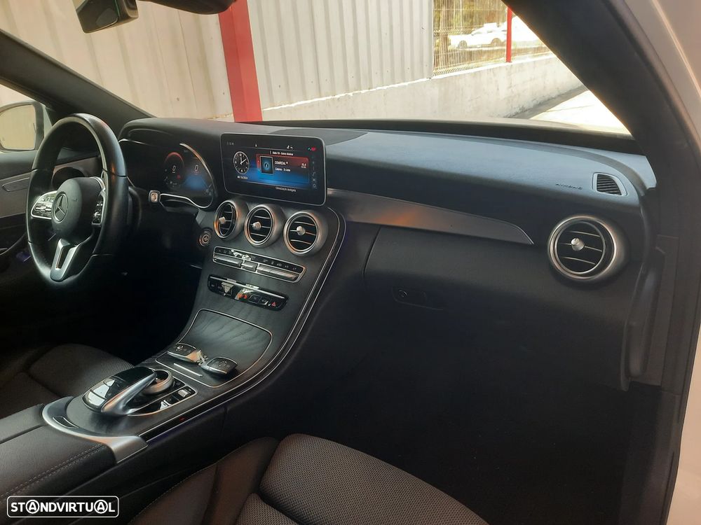 Mercedes-Benz C 300 de Edition - 39