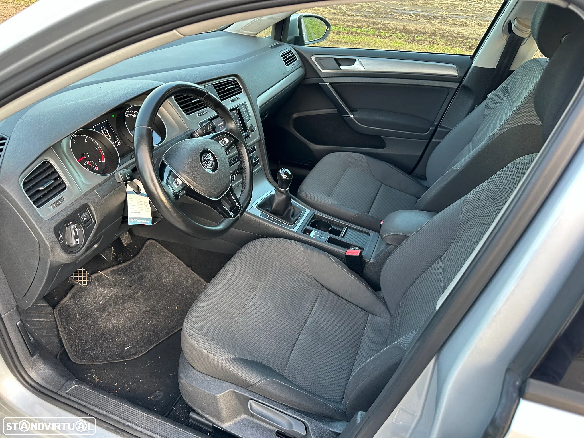 VW Golf 1.6 TDi Confortline - 9