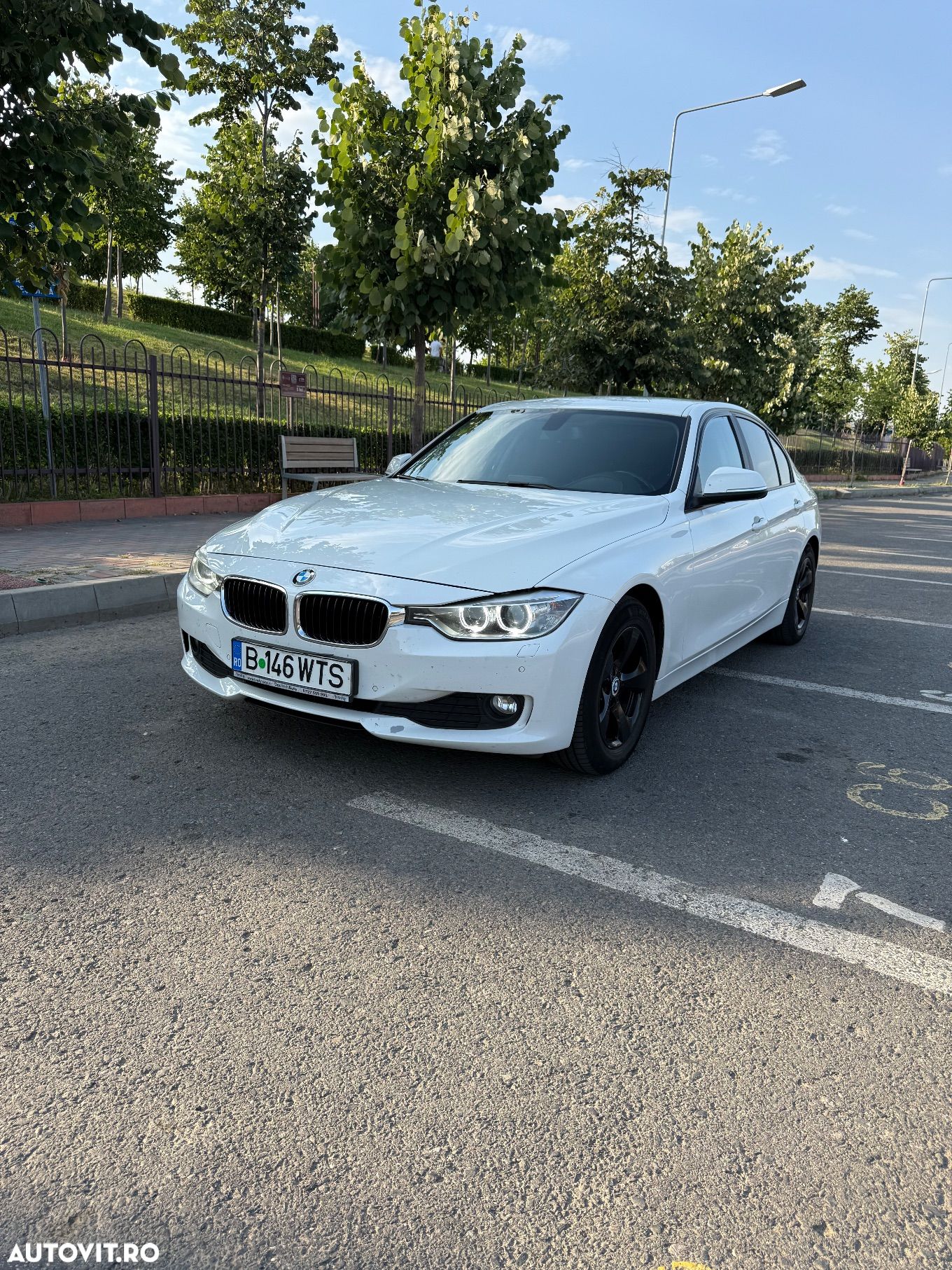 BMW Seria 3 - 1