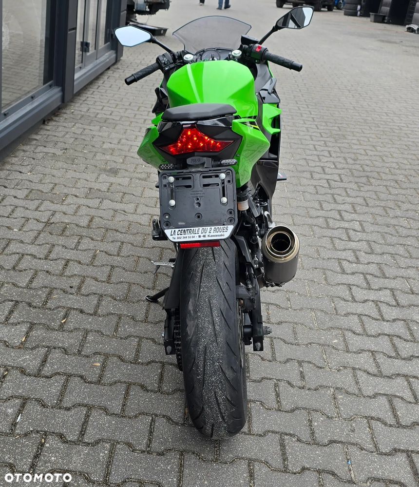 Kawasaki Ninja 400 - 23