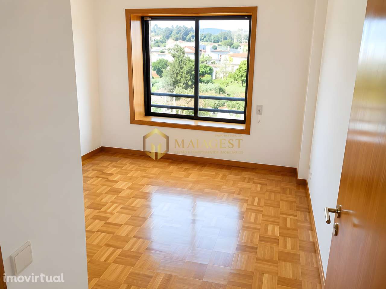 T1 Luminoso em Condomínio Fechado a 2 Minutos da Praia da Aguda - Grande imagem: 5/10