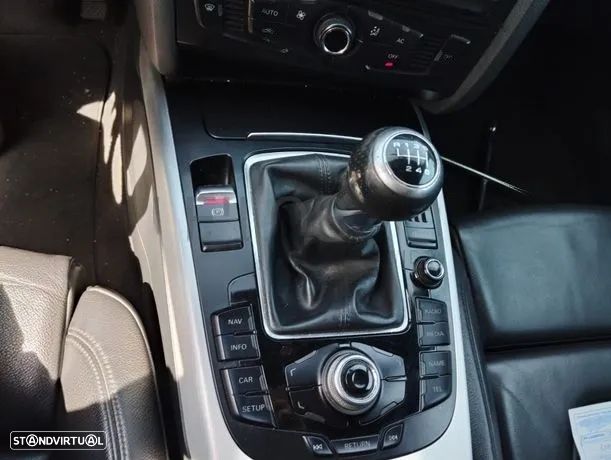 Audi A4 Avant ver-2-0-tdi-business-line-s--line - 2